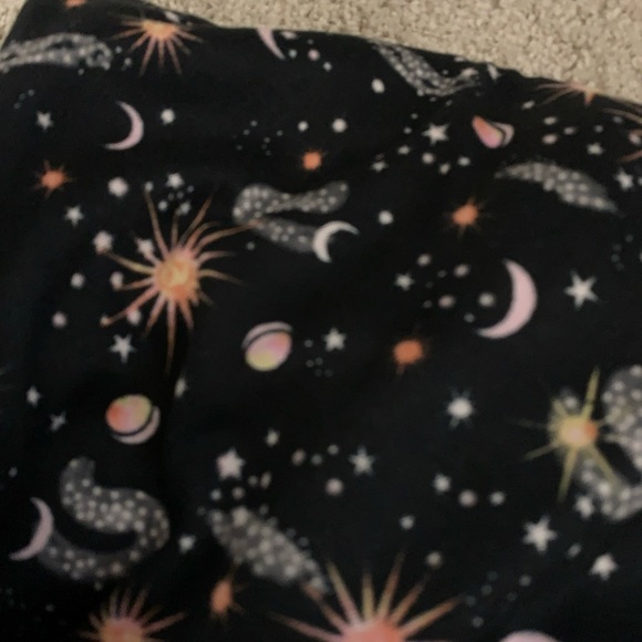 Arizona Fleece Pajama Pants,  Knit Black T-Shirt -  Large - Picture 4 of 4